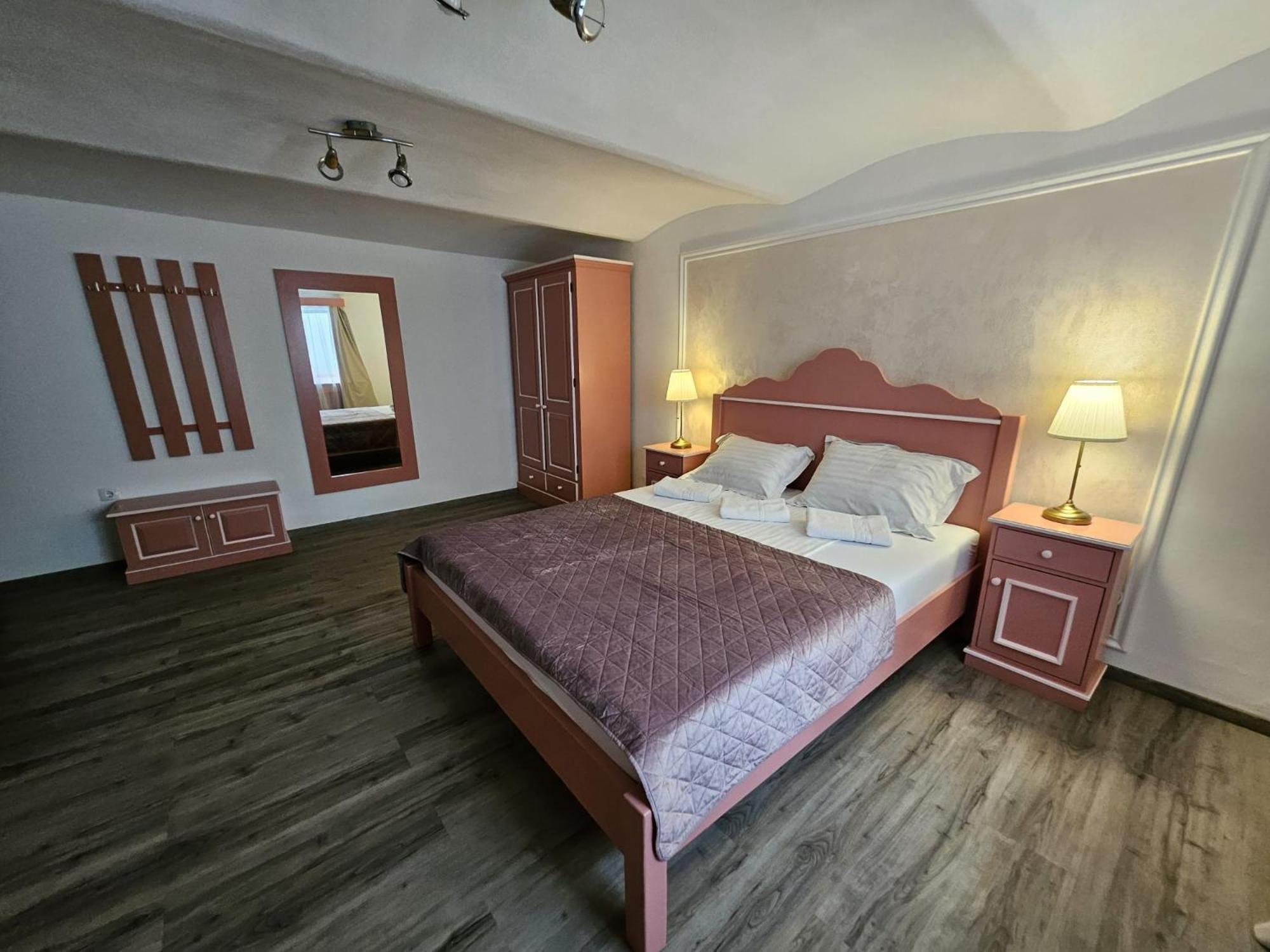 Aparthotel Casa Raduly