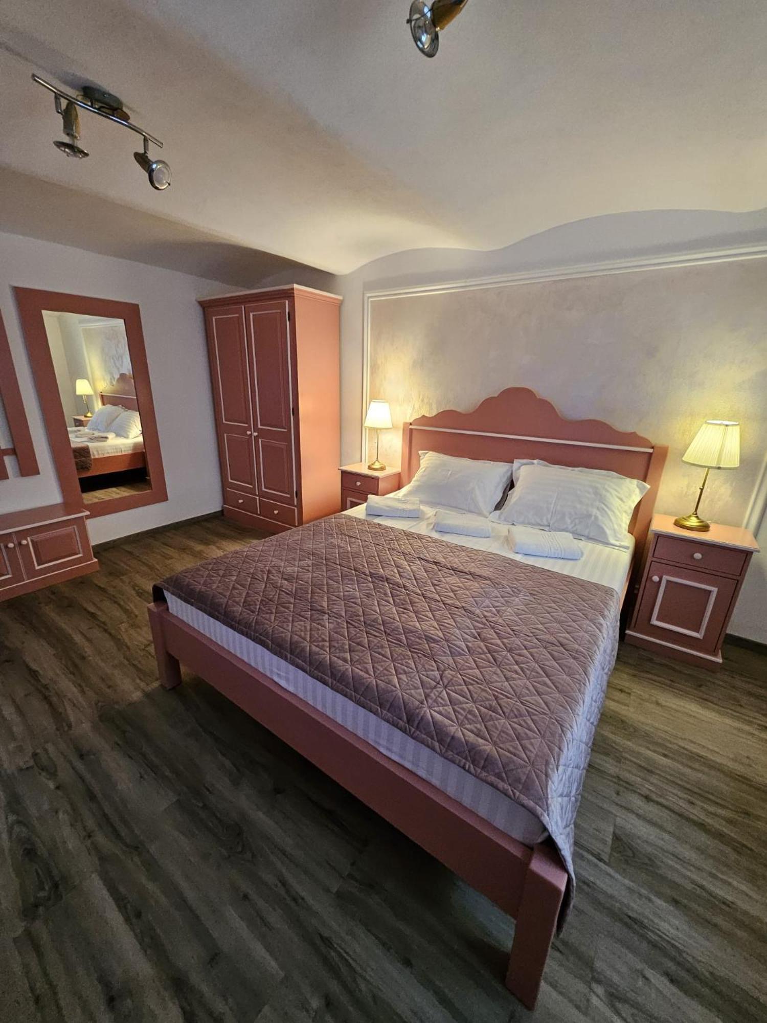 Casa Raduly Aparthotel